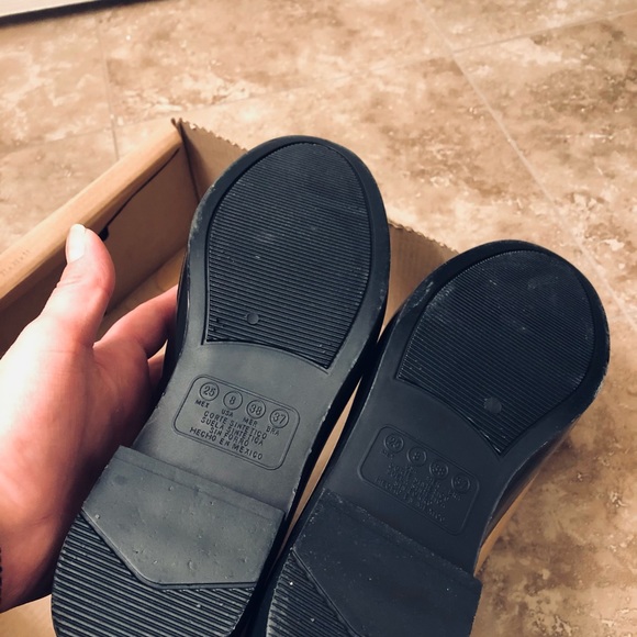 BLACK RAIN BOOTS!!! Size 8 - Picture 11 of 11